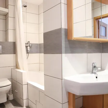 Lovely In Center Of Jelenia Gora. Apartman *